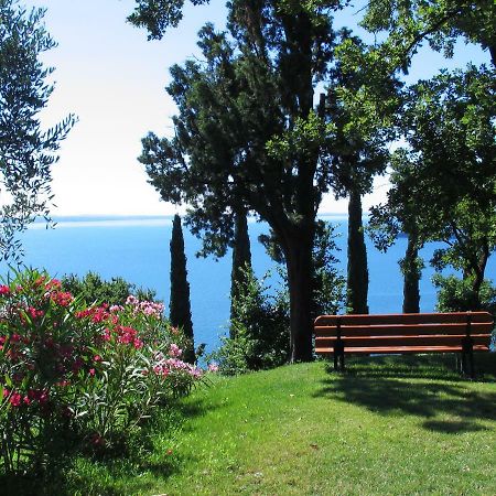 Appartamenti Borgo Gardone Riviera Εξωτερικό φωτογραφία