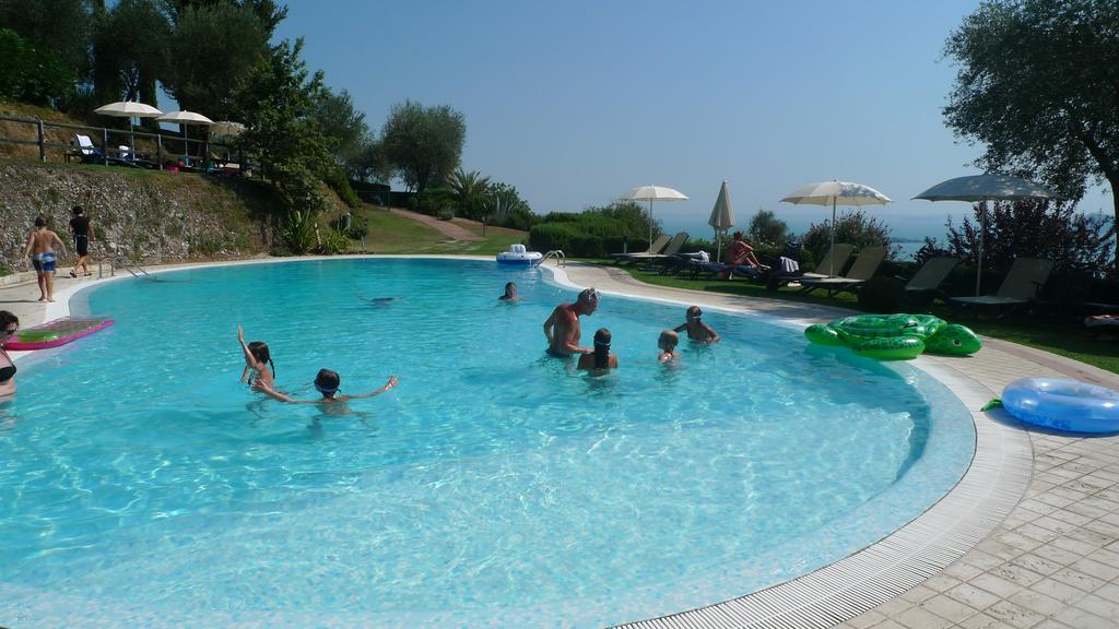 Appartamenti Borgo Gardone Riviera Εξωτερικό φωτογραφία