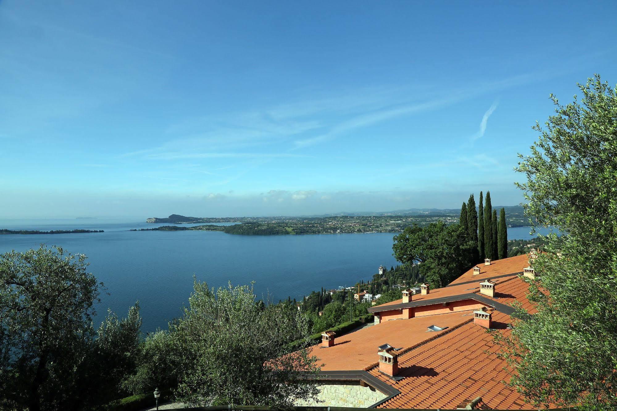 Appartamenti Borgo Gardone Riviera Εξωτερικό φωτογραφία