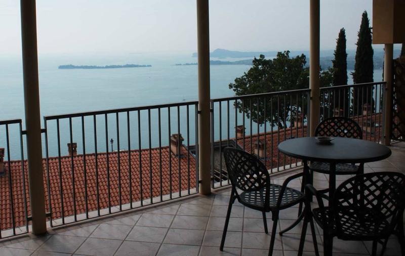 Appartamenti Borgo Gardone Riviera Εξωτερικό φωτογραφία